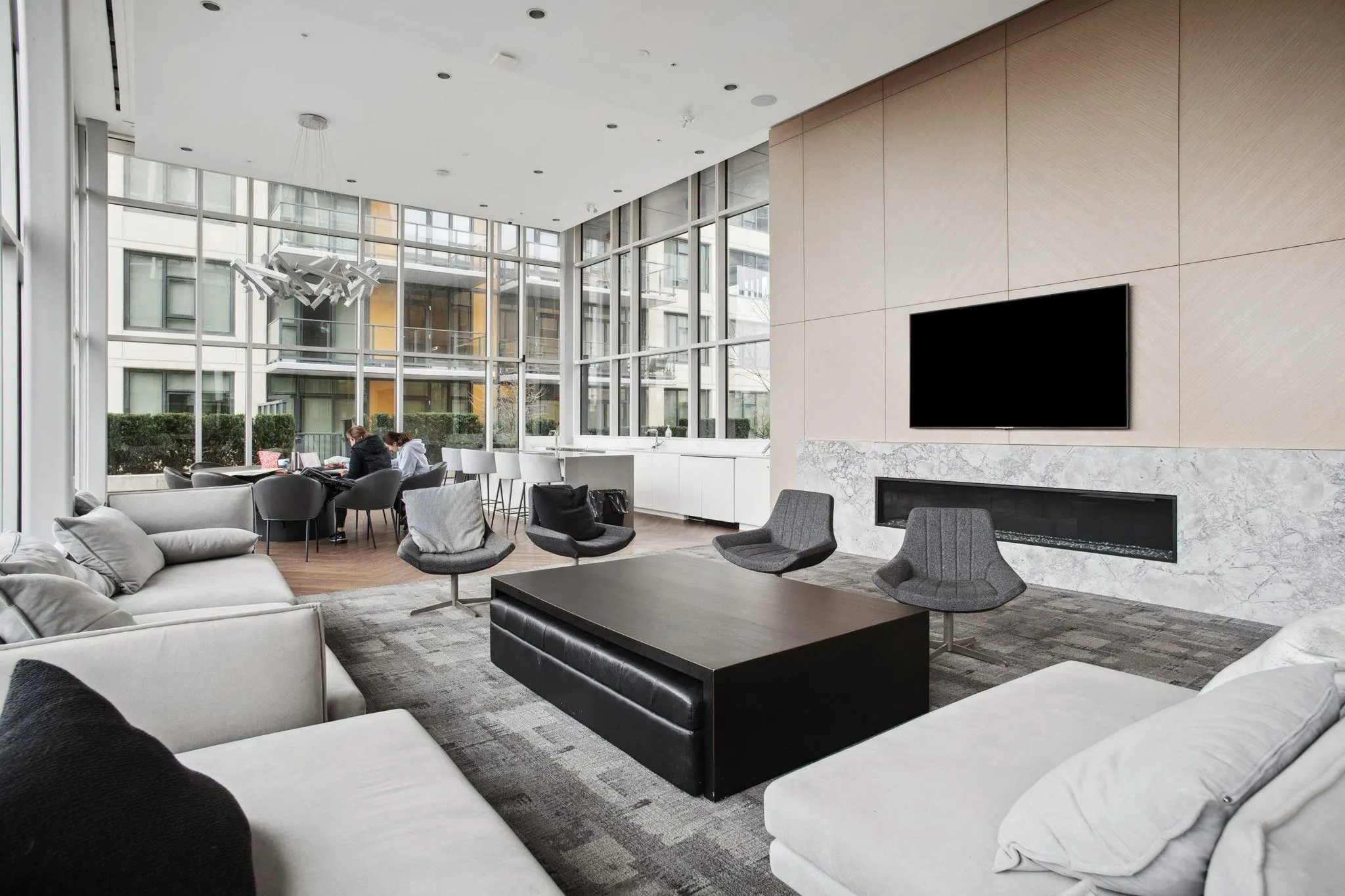 510 7358 Edmonds Street