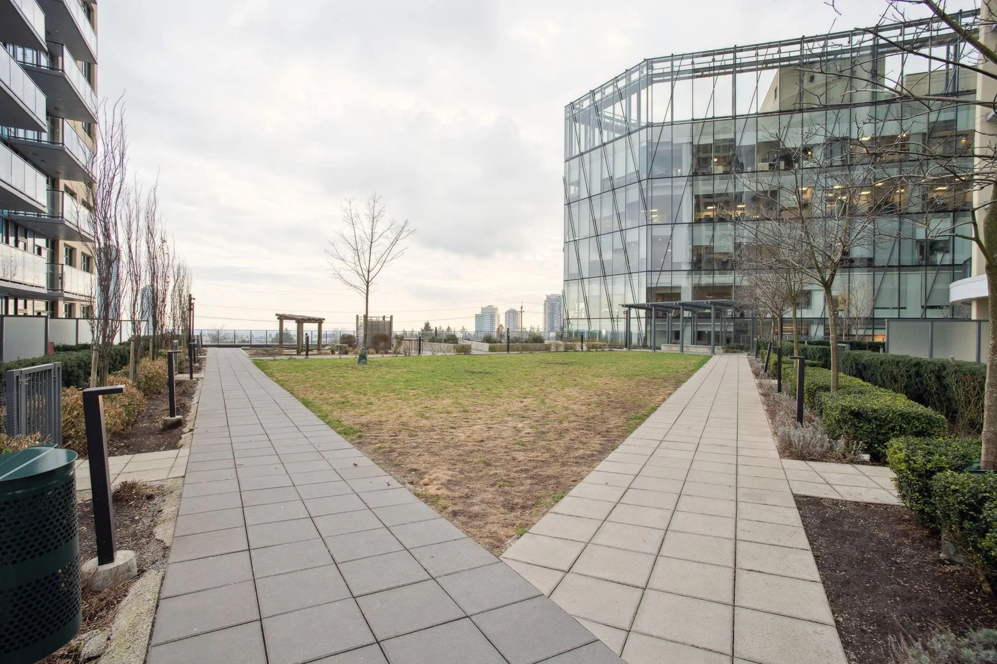 510 7358 Edmonds Street