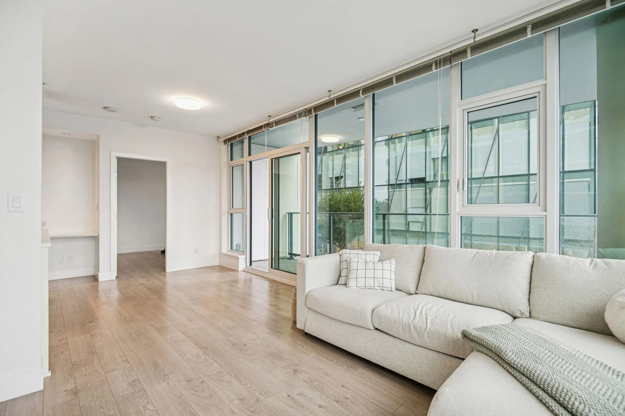 510 7358 Edmonds Street