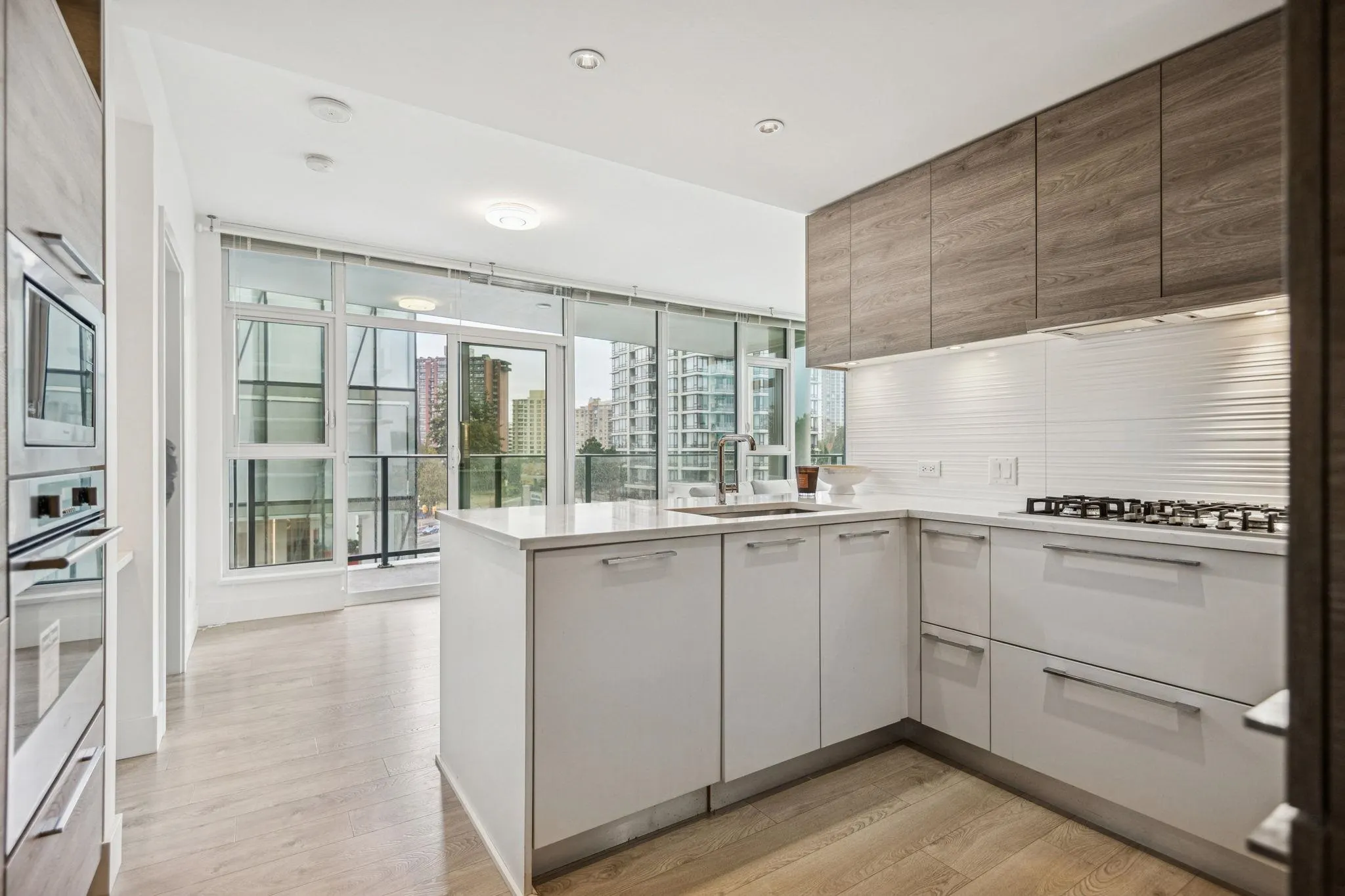 510 7358 Edmonds Street