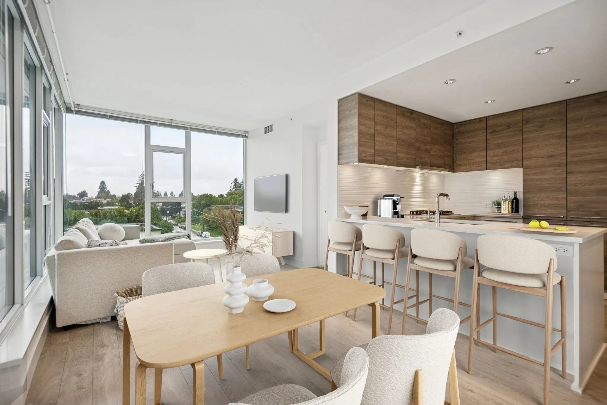 510 7358 Edmonds Street