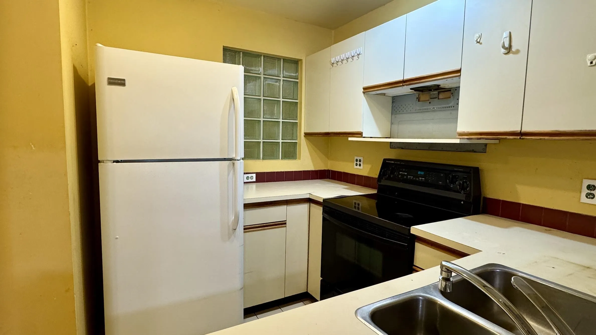 403 1010 Chilco Street