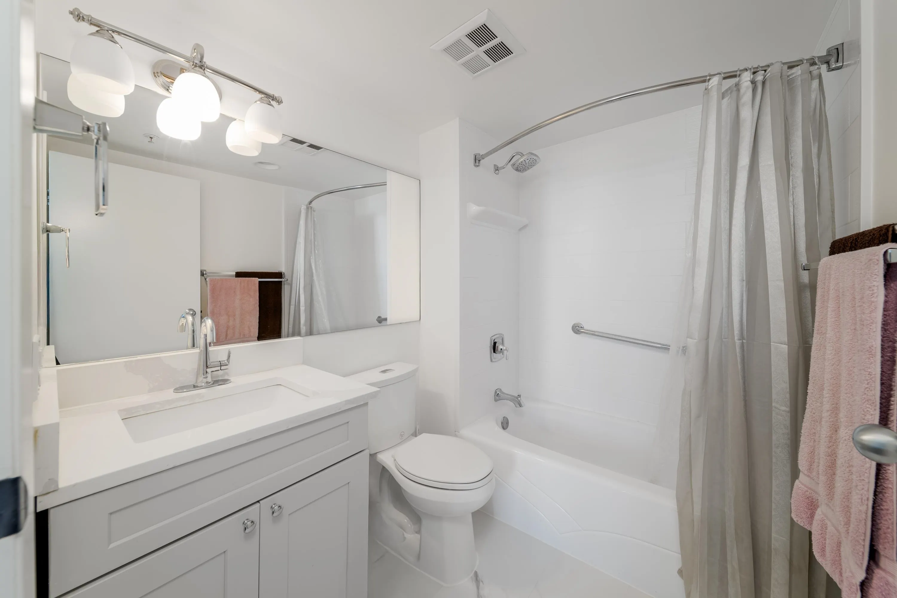 1808 1188 Howe Street