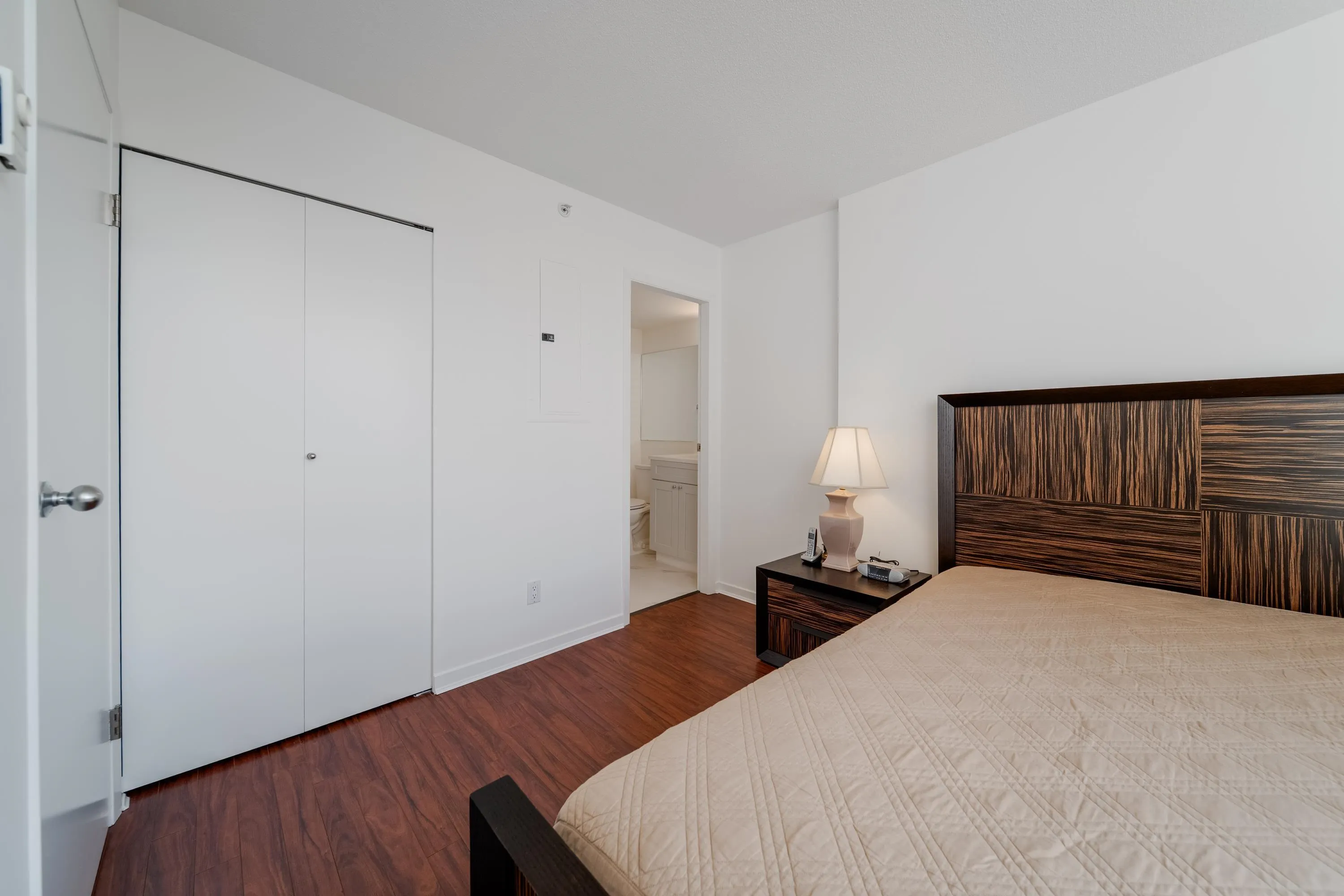 1808 1188 Howe Street