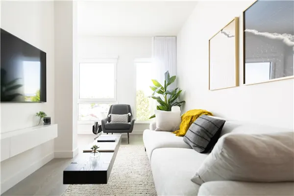 319 203-263 W 49th Avenue