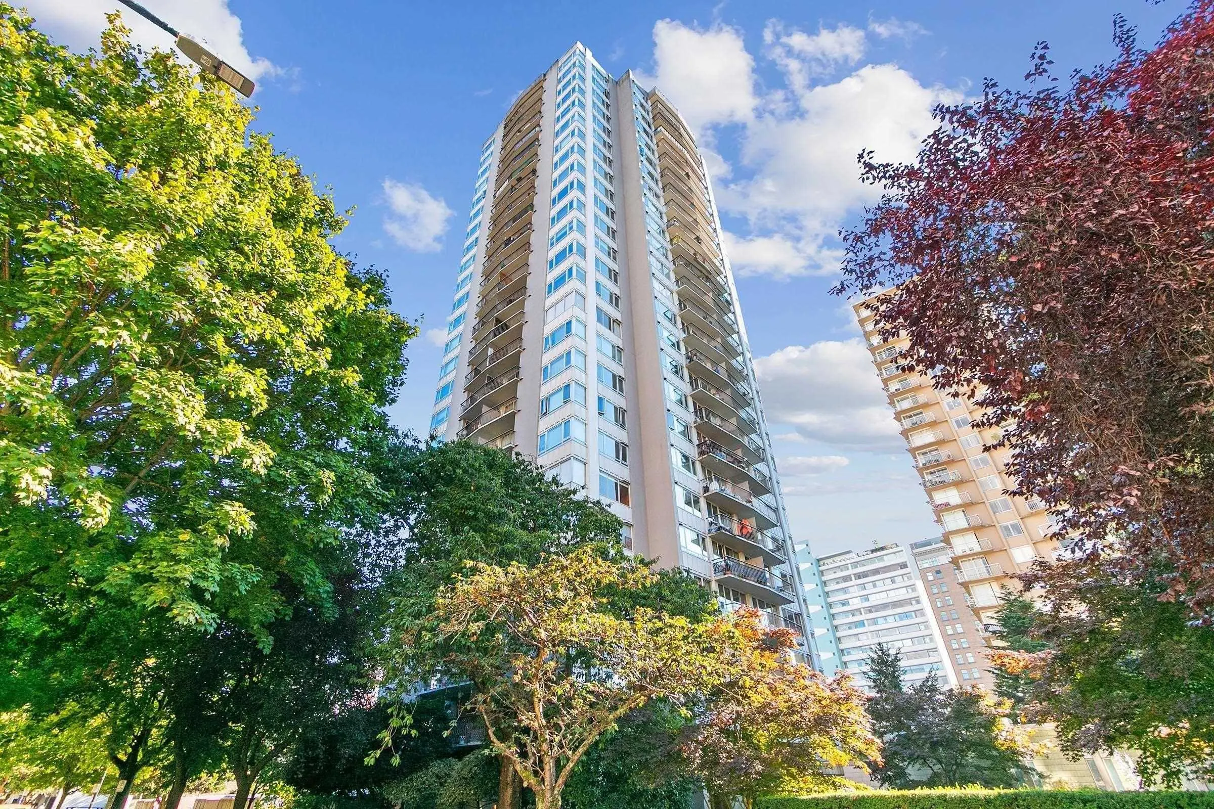 2301 1850 Comox Street