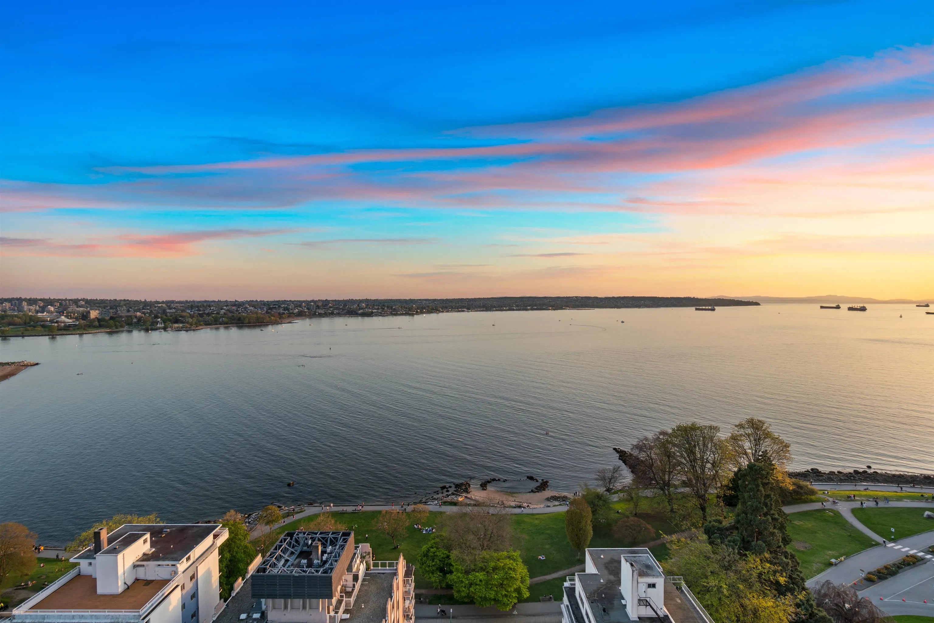 2301 1850 Comox Street