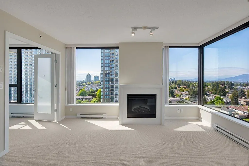 1403 7178 Collier Street