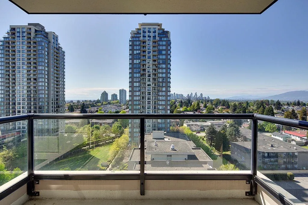 1403 7178 Collier Street