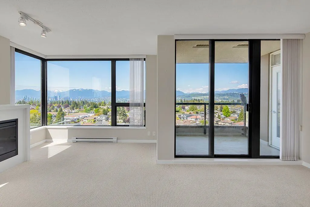 1403 7178 Collier Street