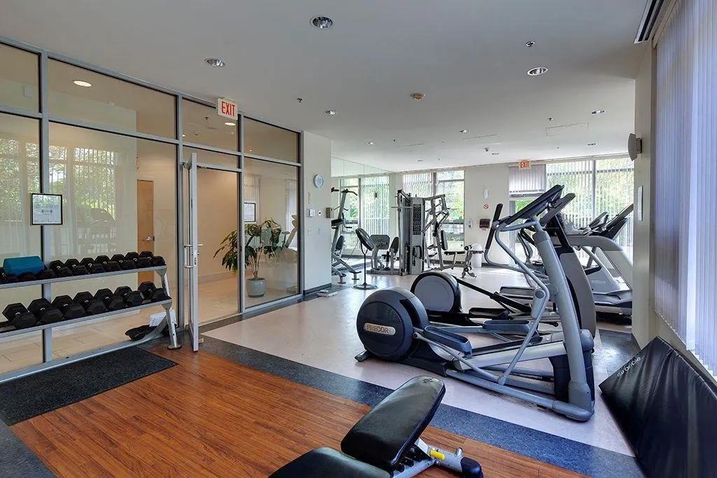 1403 7178 Collier Street