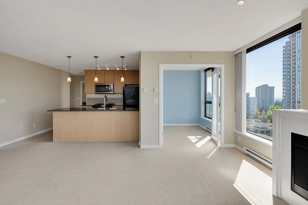 1403 7178 Collier Street