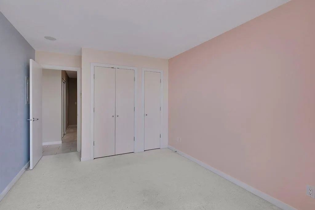 1403 7178 Collier Street