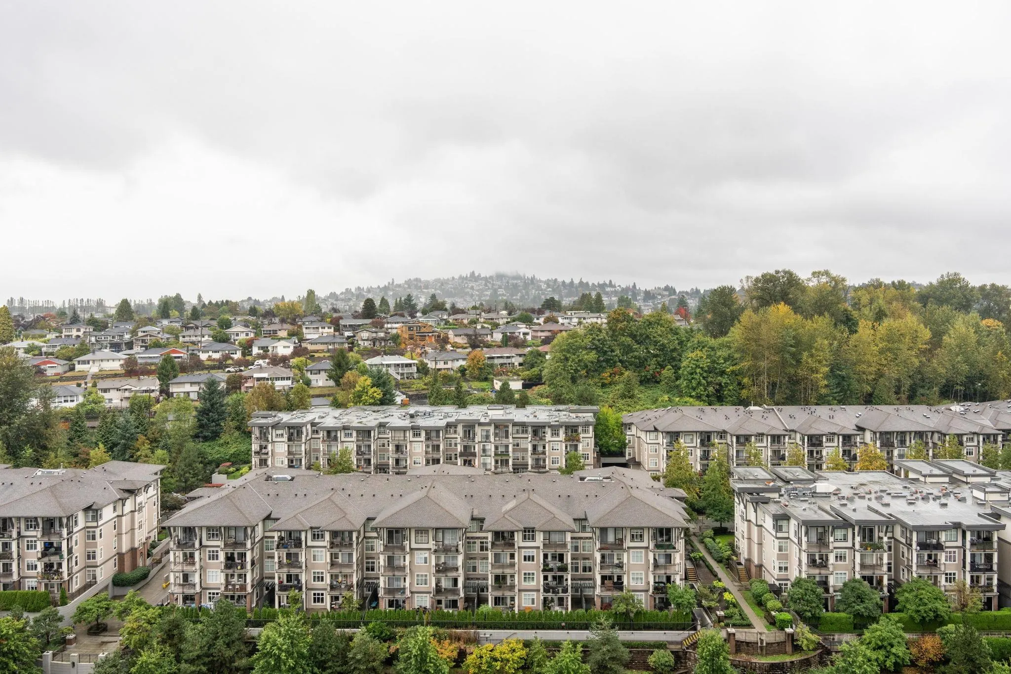 1506 4730 Lougheed Highway