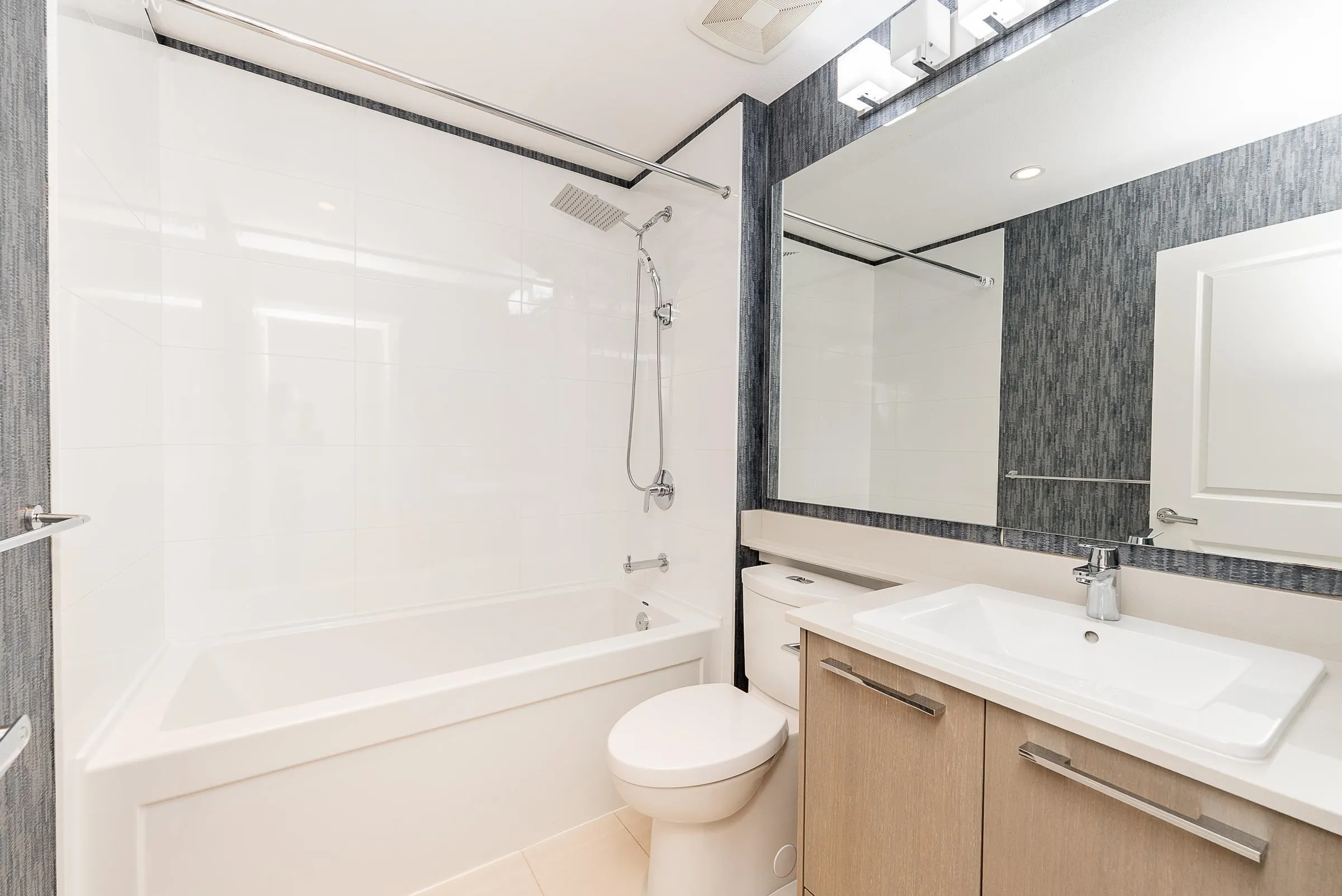 1 3500 Burke Village Promenade