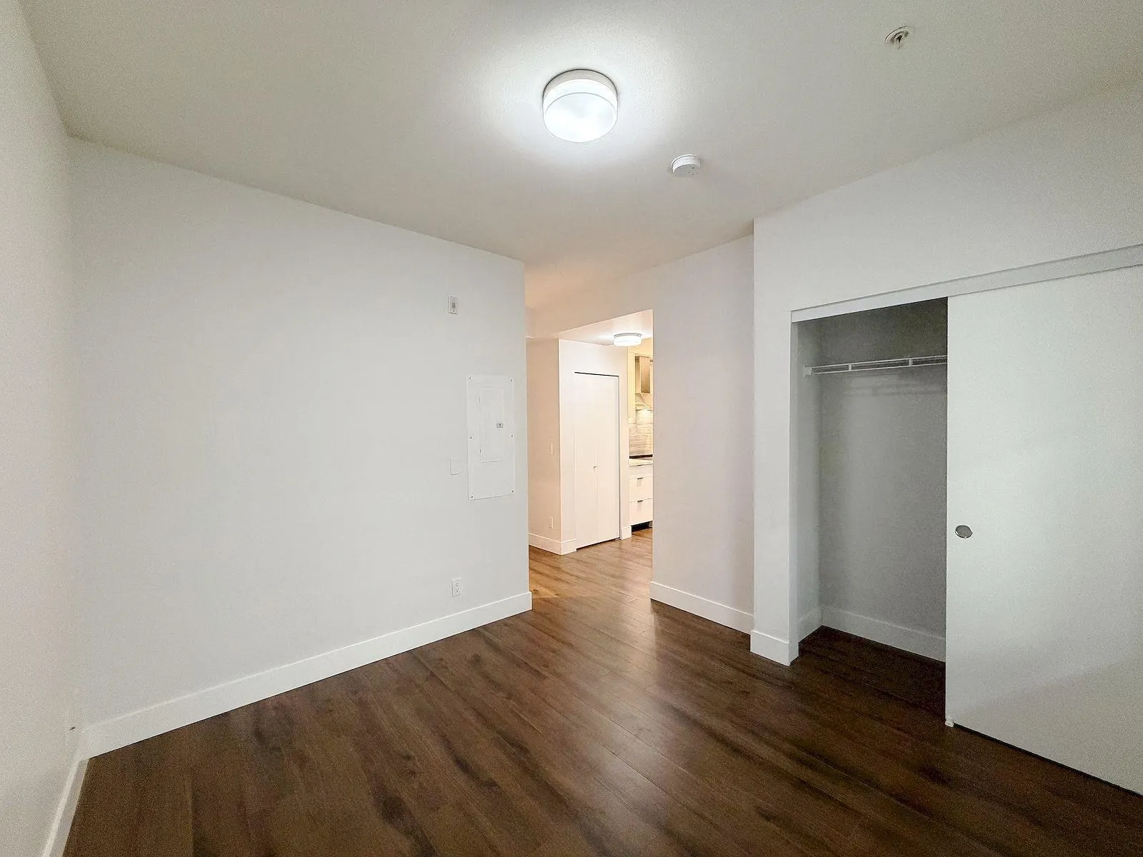 242 5355 Lane Street