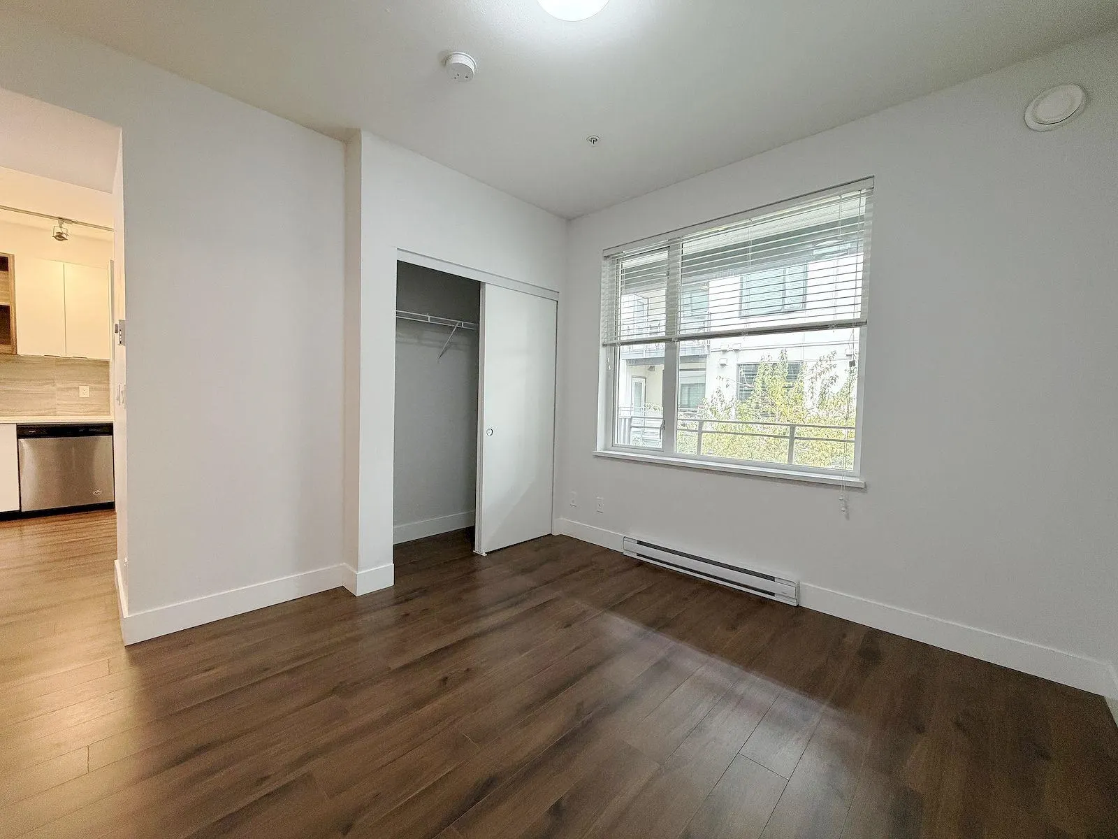 242 5355 Lane Street