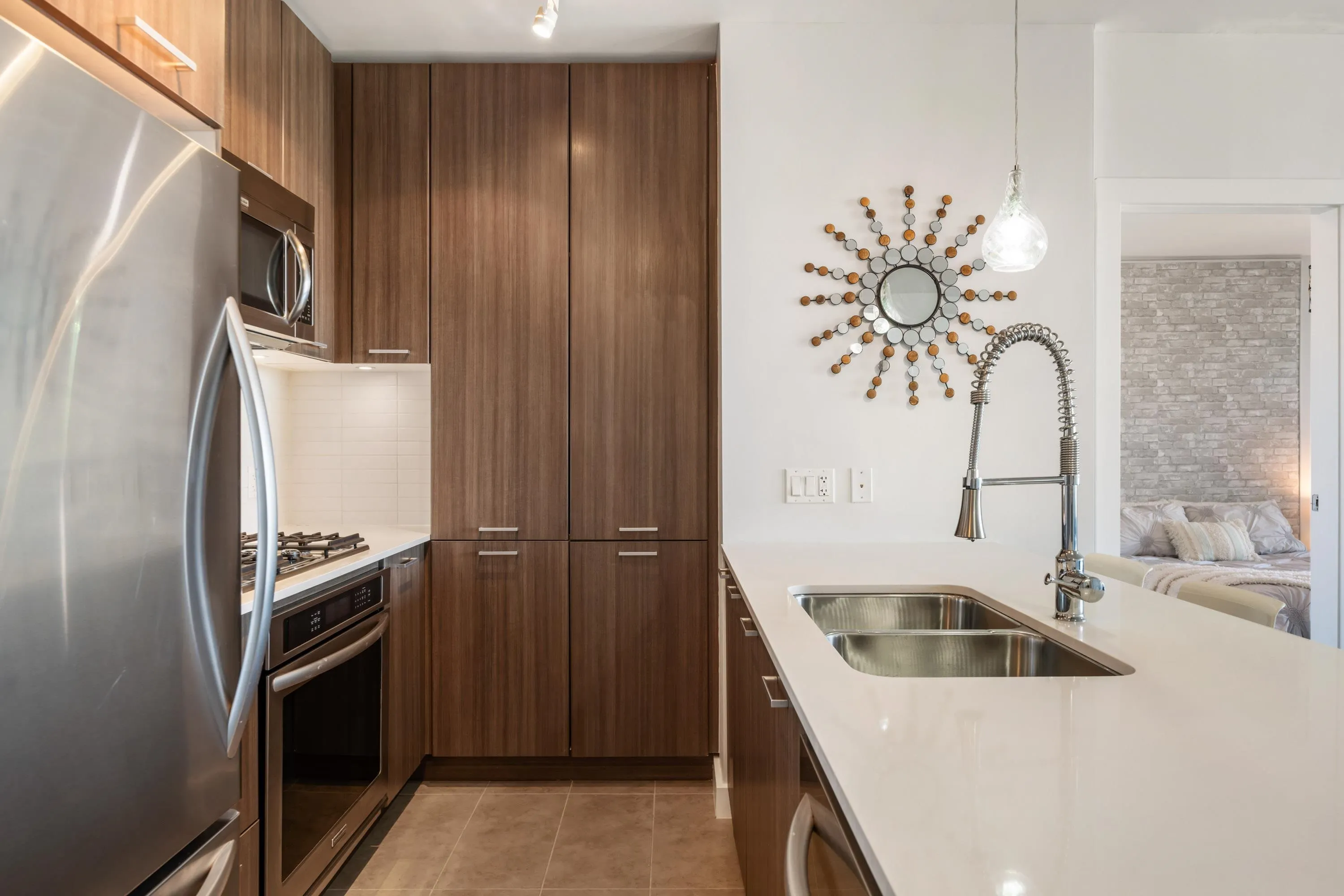 2202 301 Capilano Road