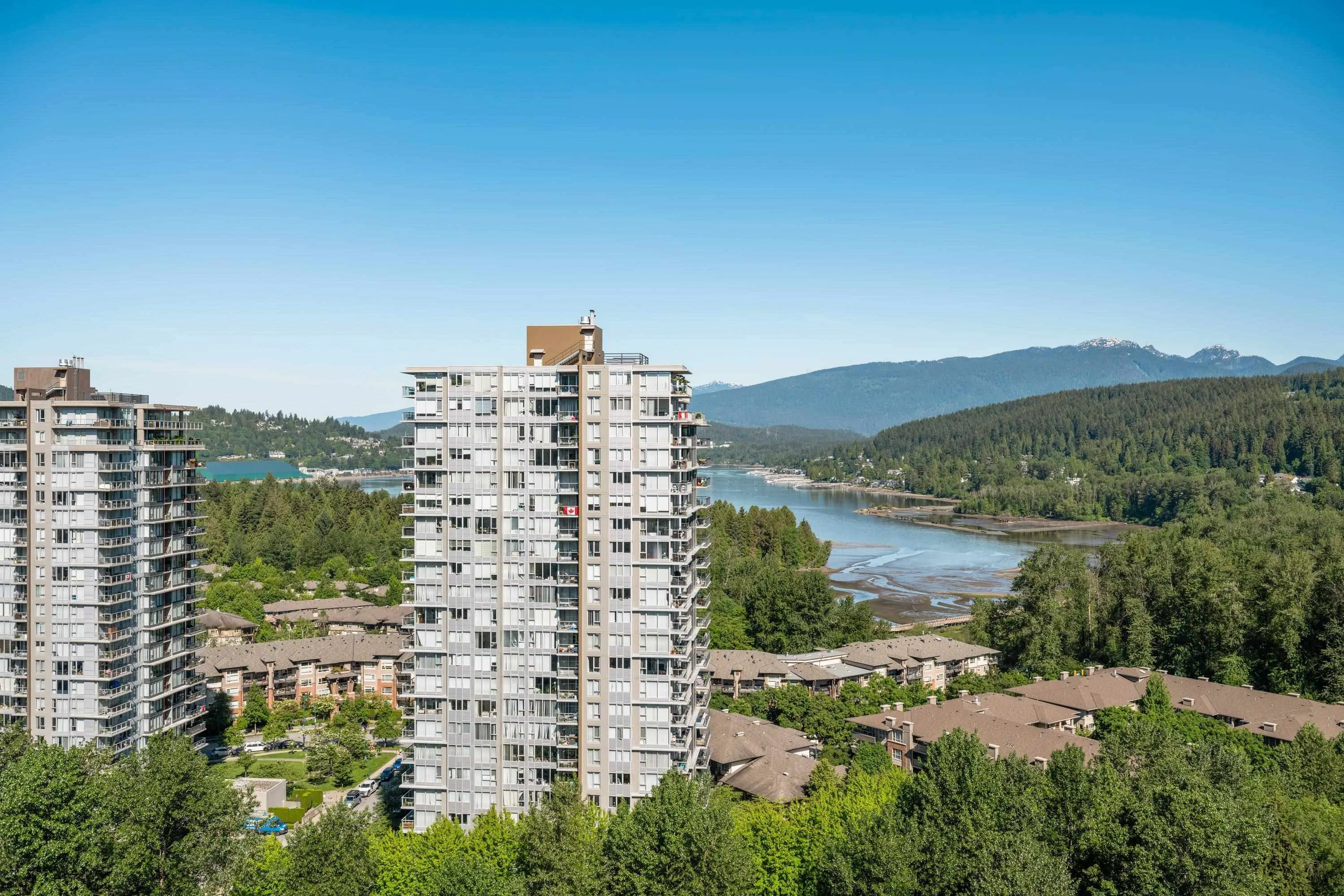 2202 301 Capilano Road