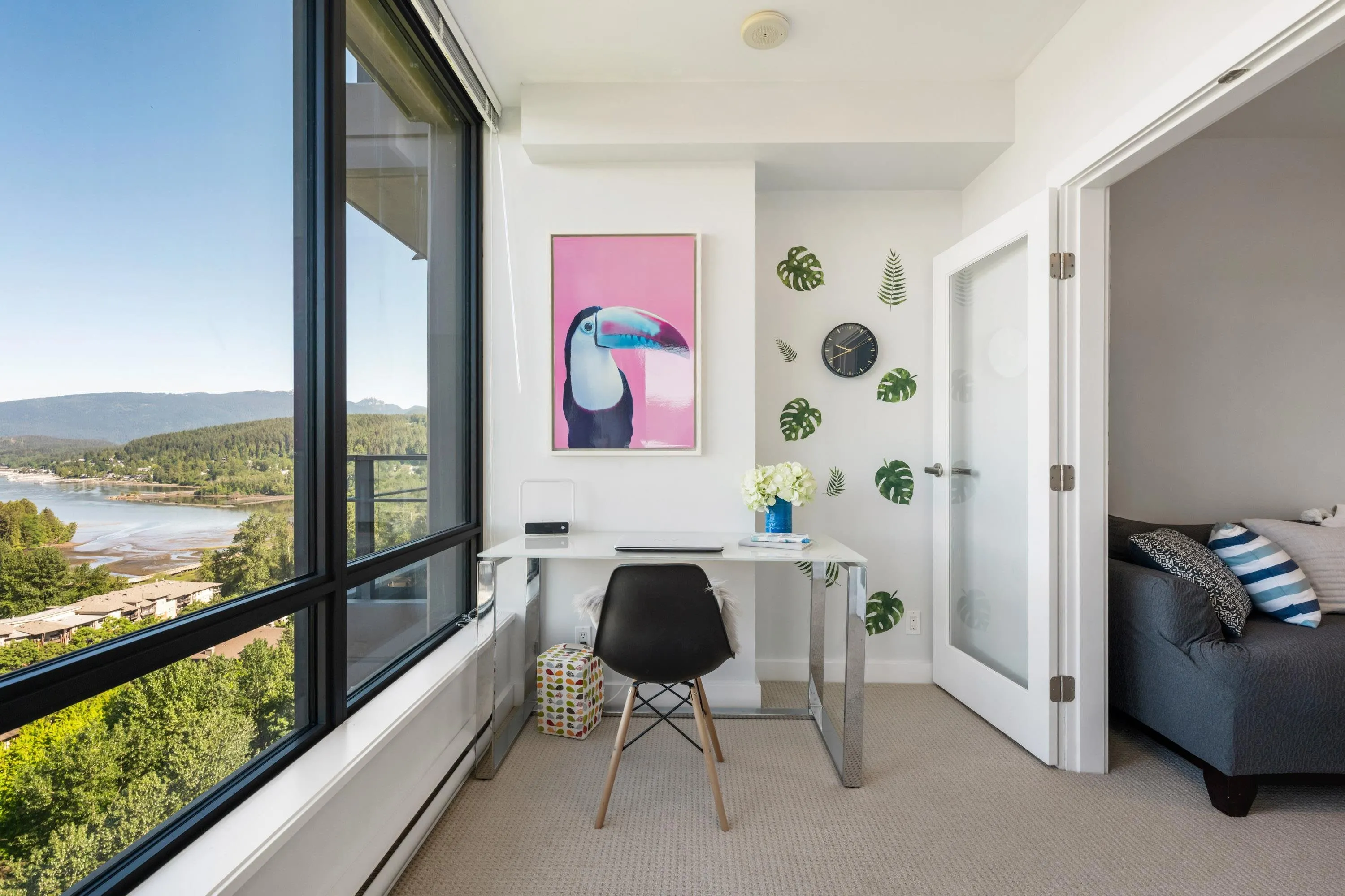 2202 301 Capilano Road