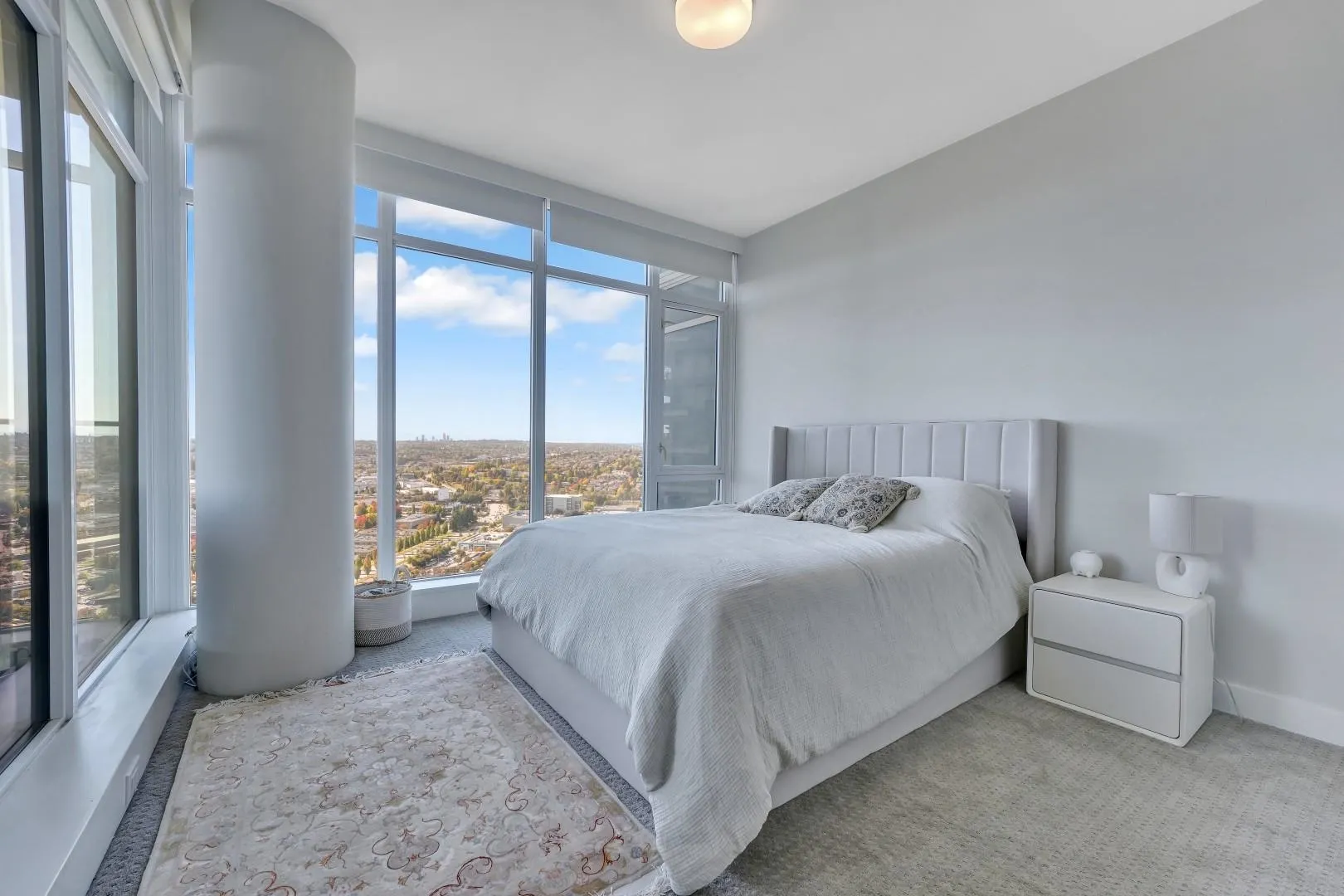 3102 1788 Gilmore Avenue