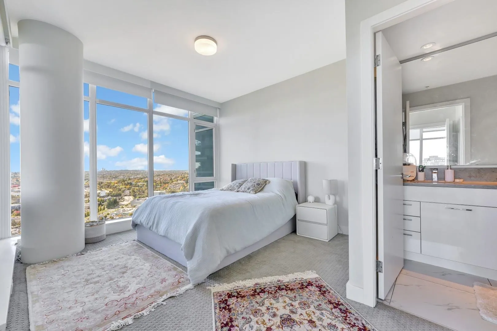 3102 1788 Gilmore Avenue