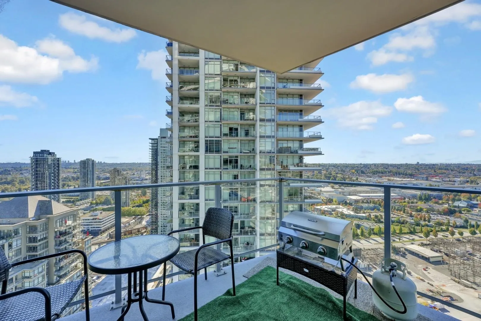 3102 1788 Gilmore Avenue