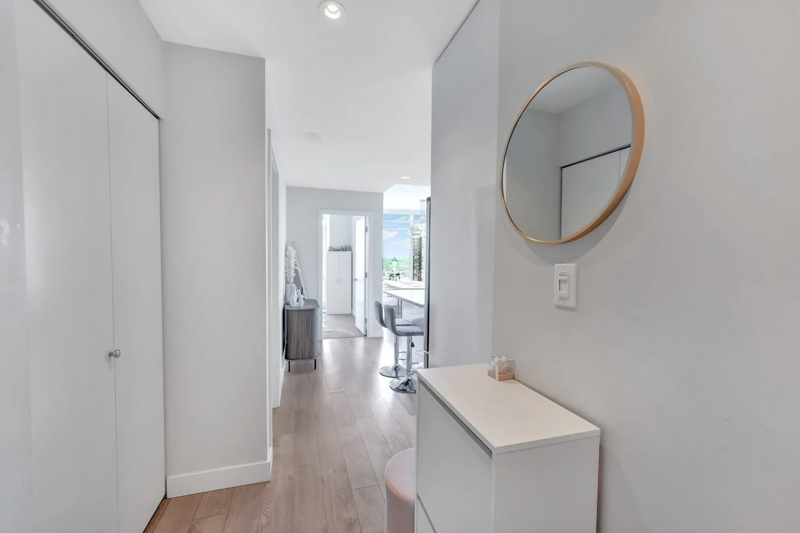 3102 1788 Gilmore Avenue