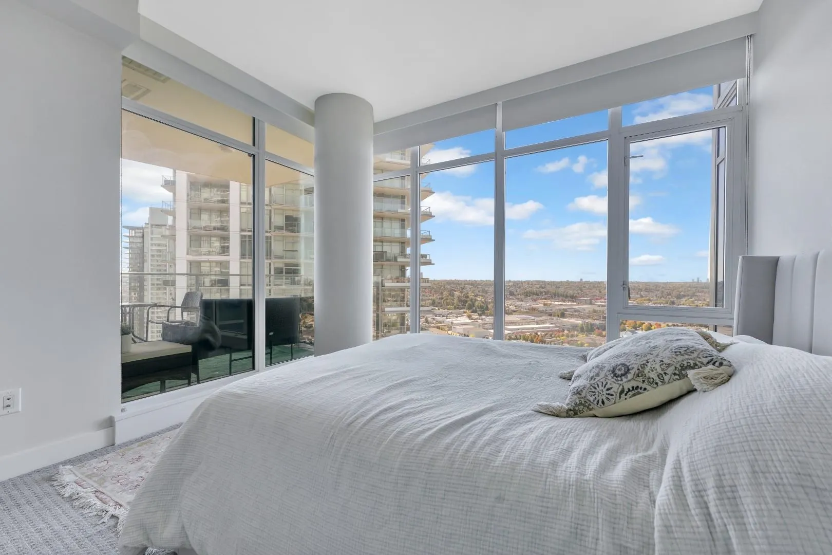 3102 1788 Gilmore Avenue