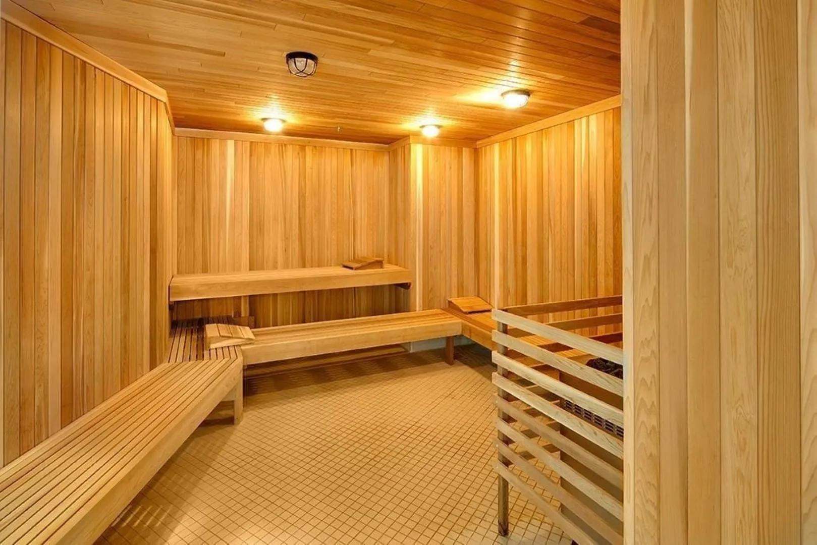 3102 1788 Gilmore Avenue