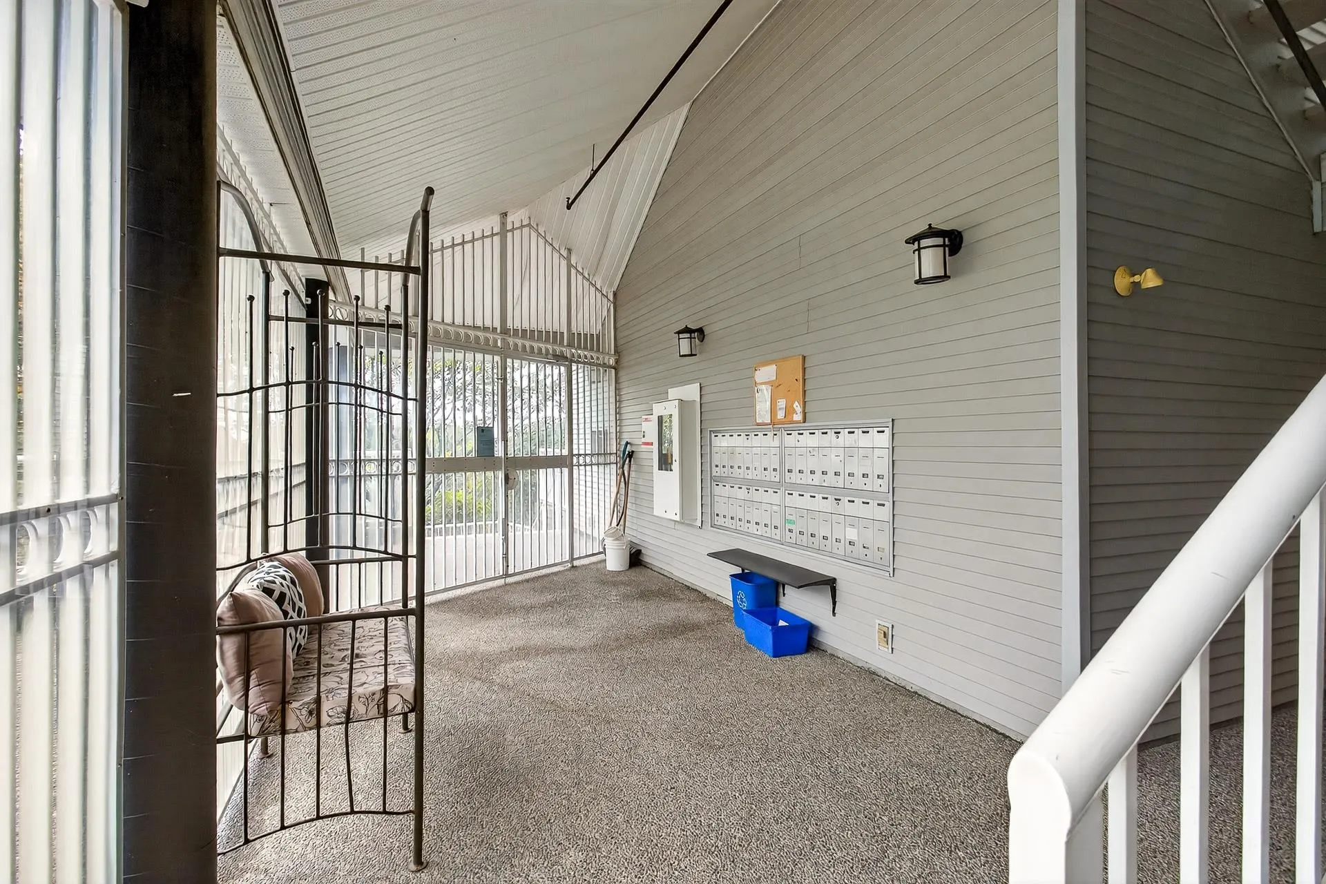 305 2733 Atlin Place