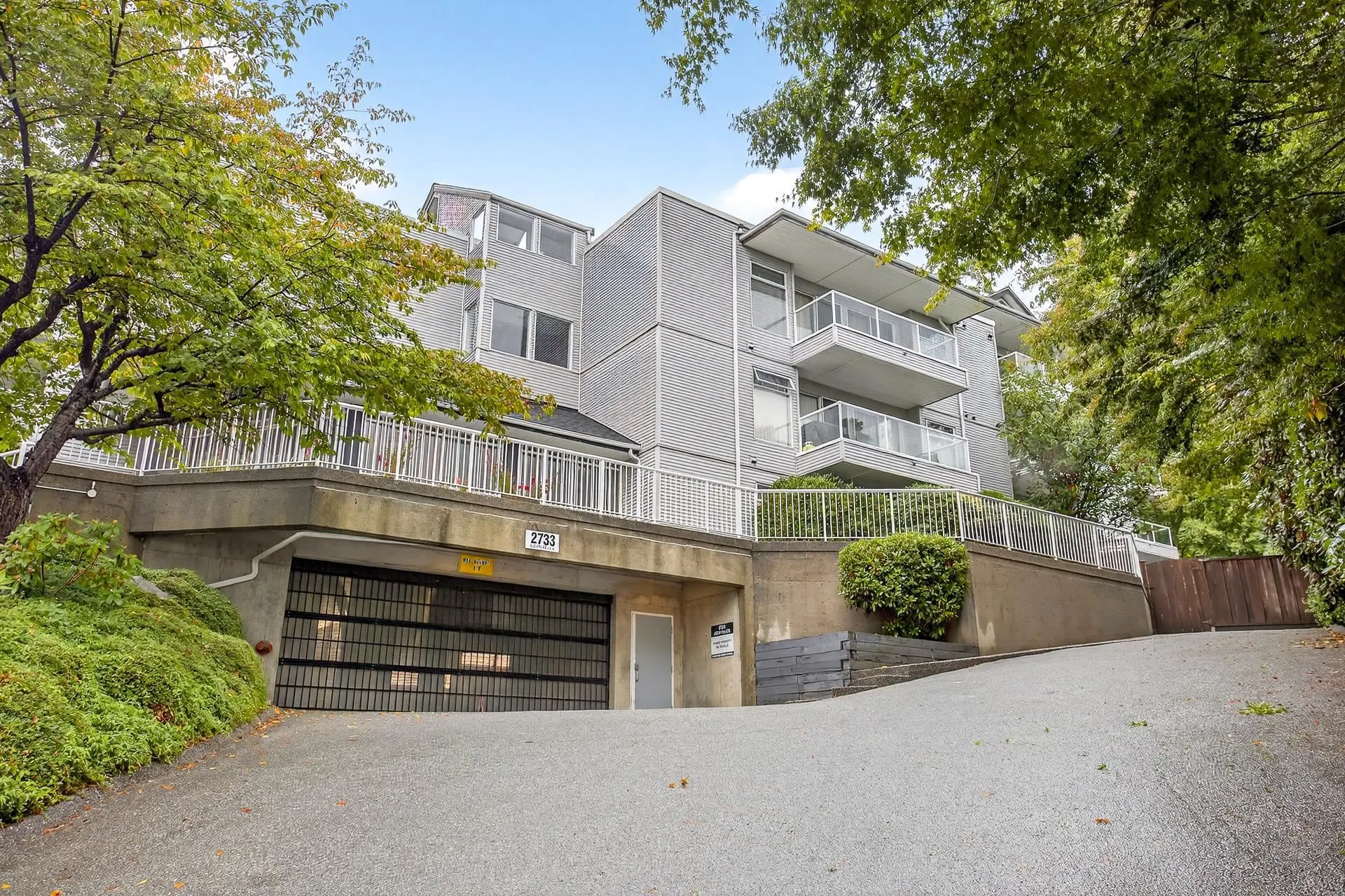 305 2733 Atlin Place