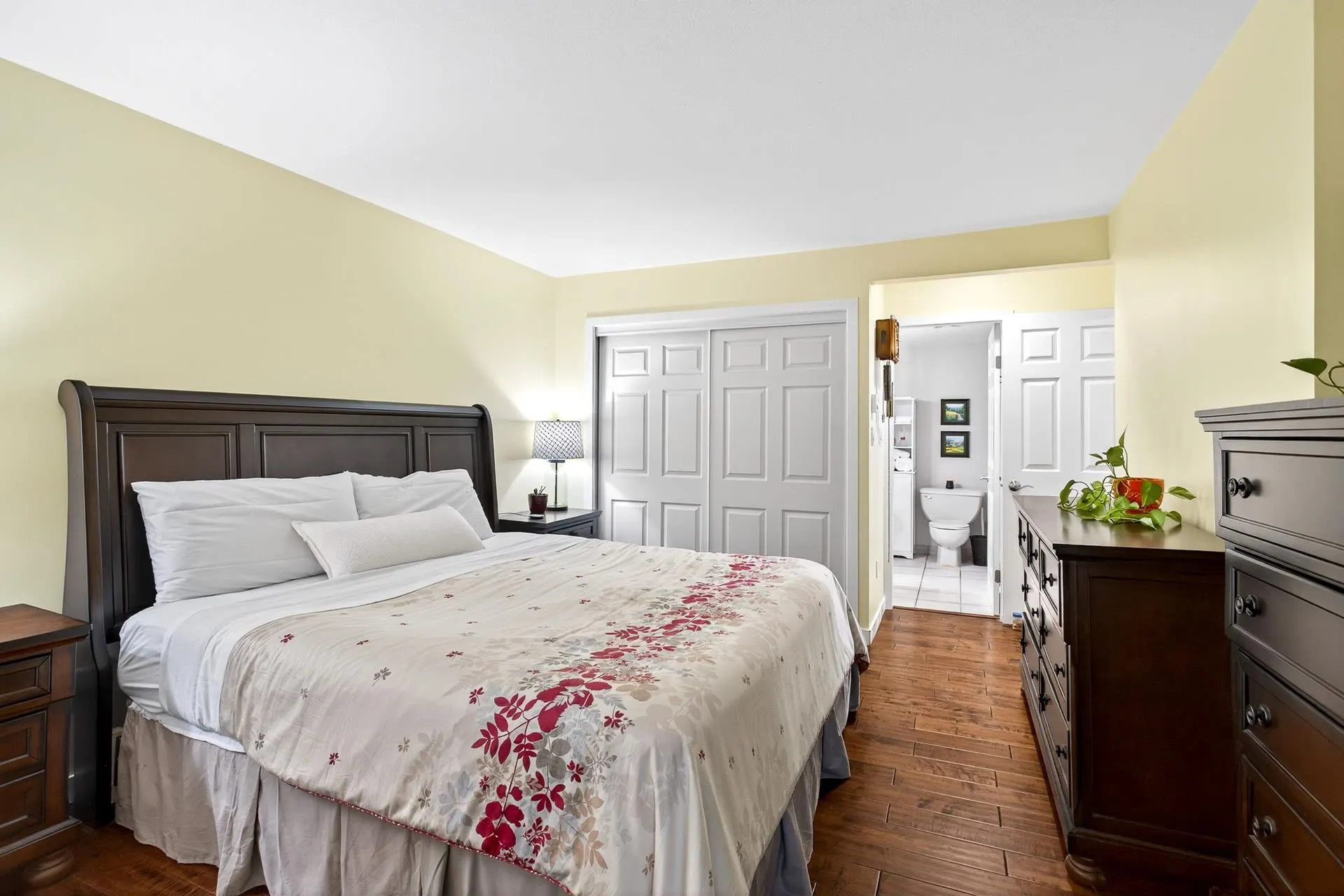 305 2733 Atlin Place