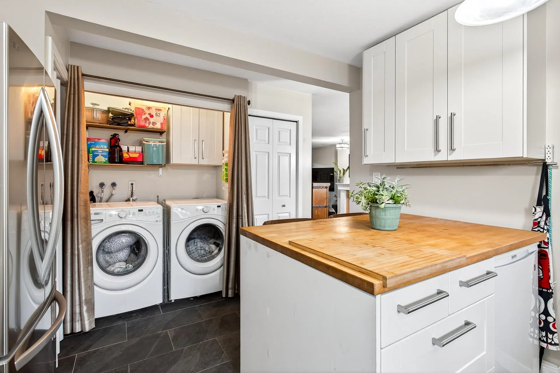 305 2733 Atlin Place