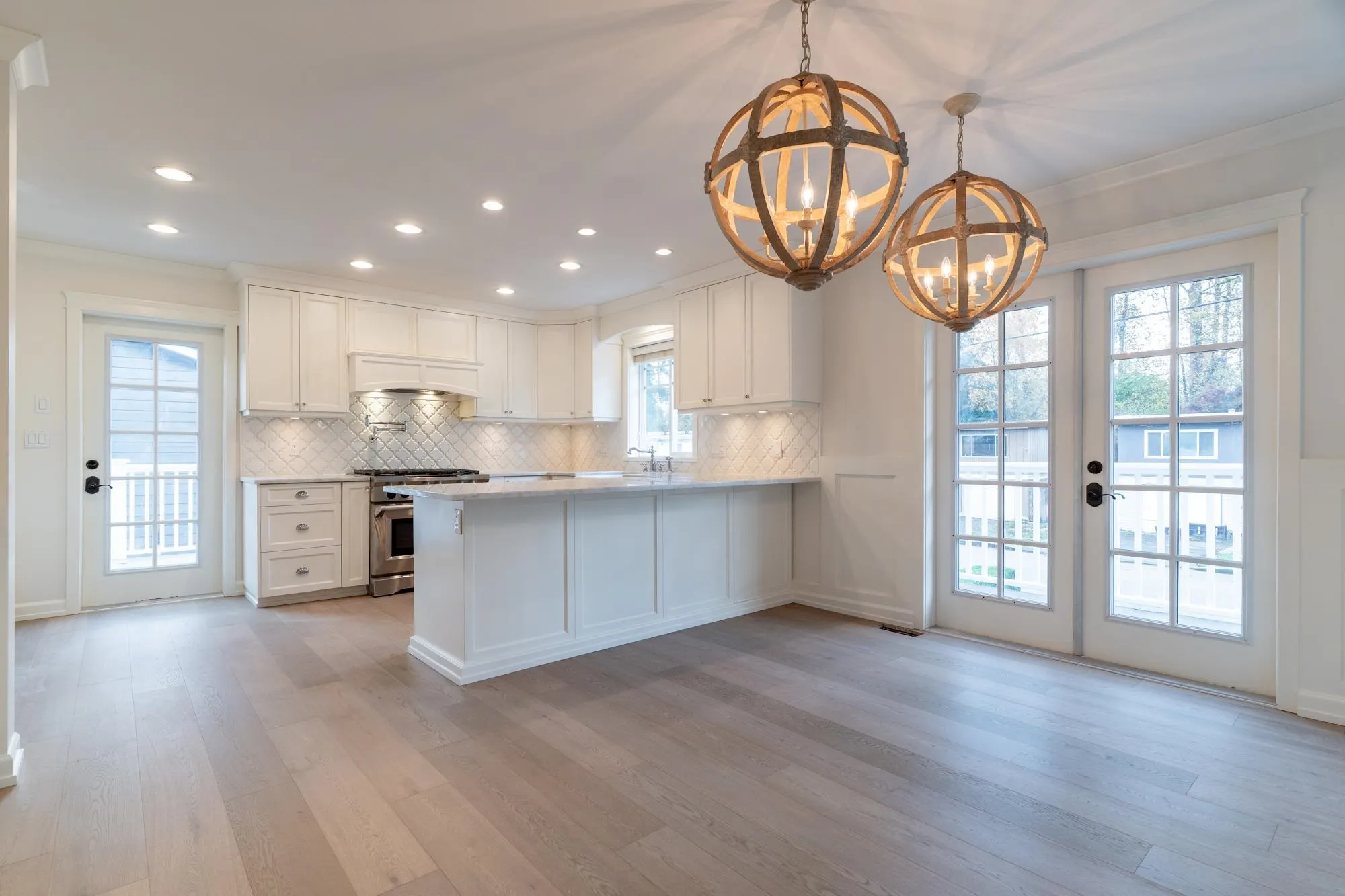 3653 St. Thomas Street