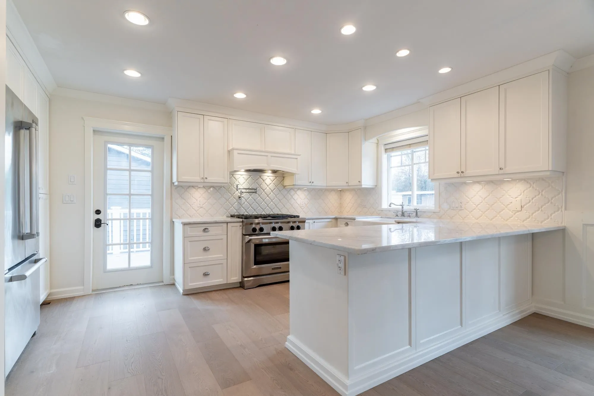 3653 St. Thomas Street