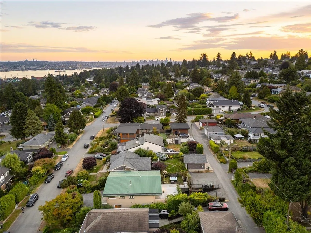 1228 Adderley Street