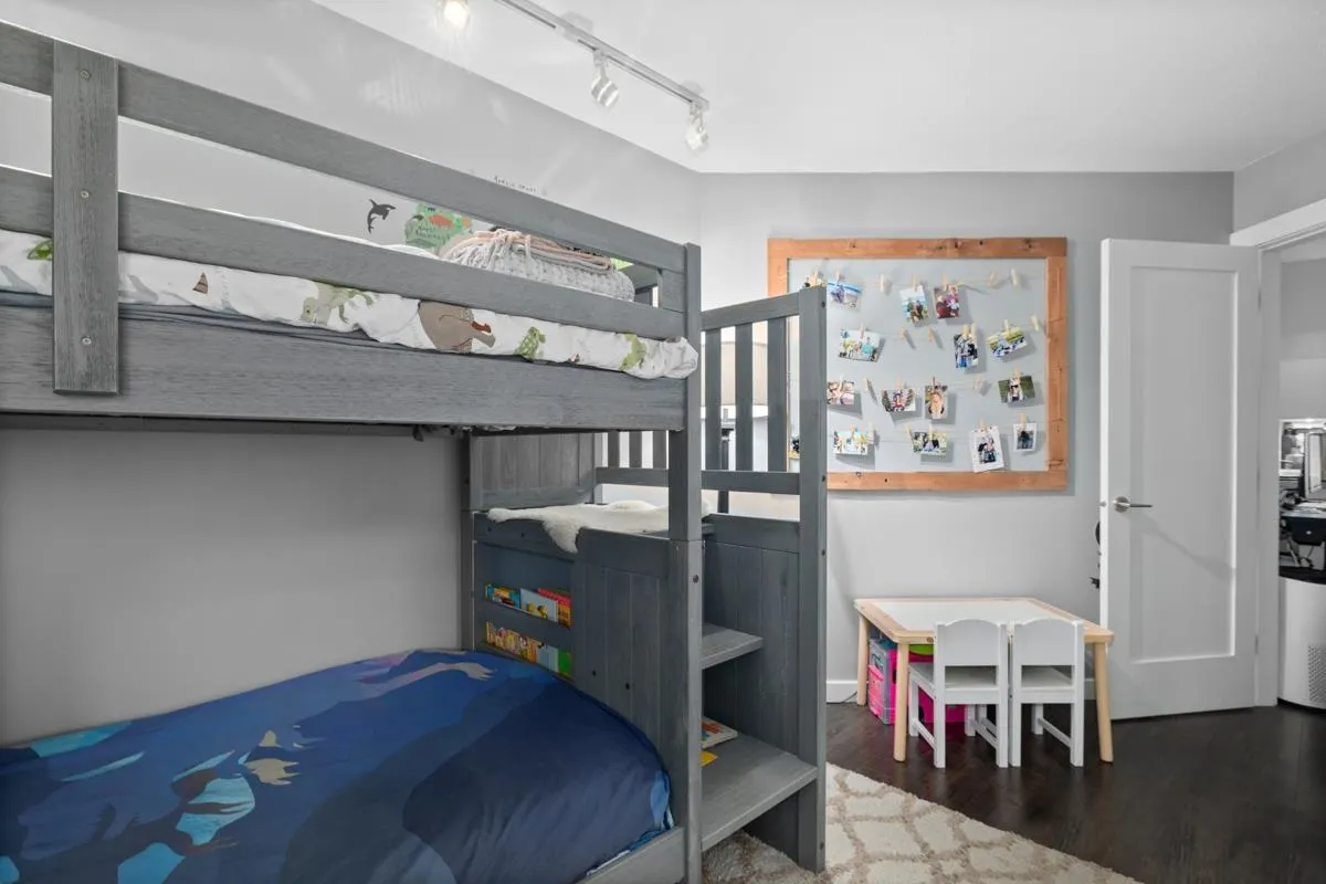 311 2222 Prince Edward Street