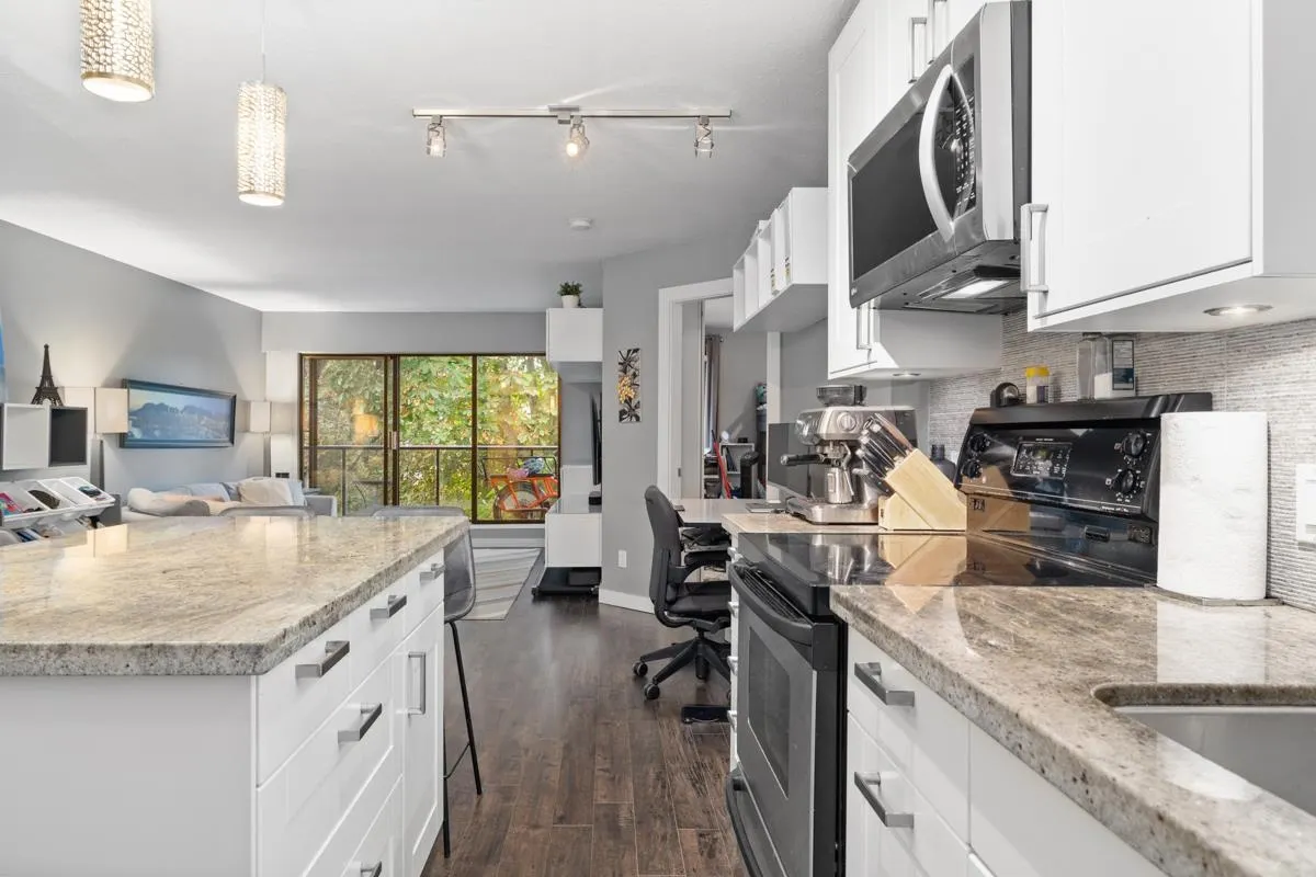 311 2222 Prince Edward Street