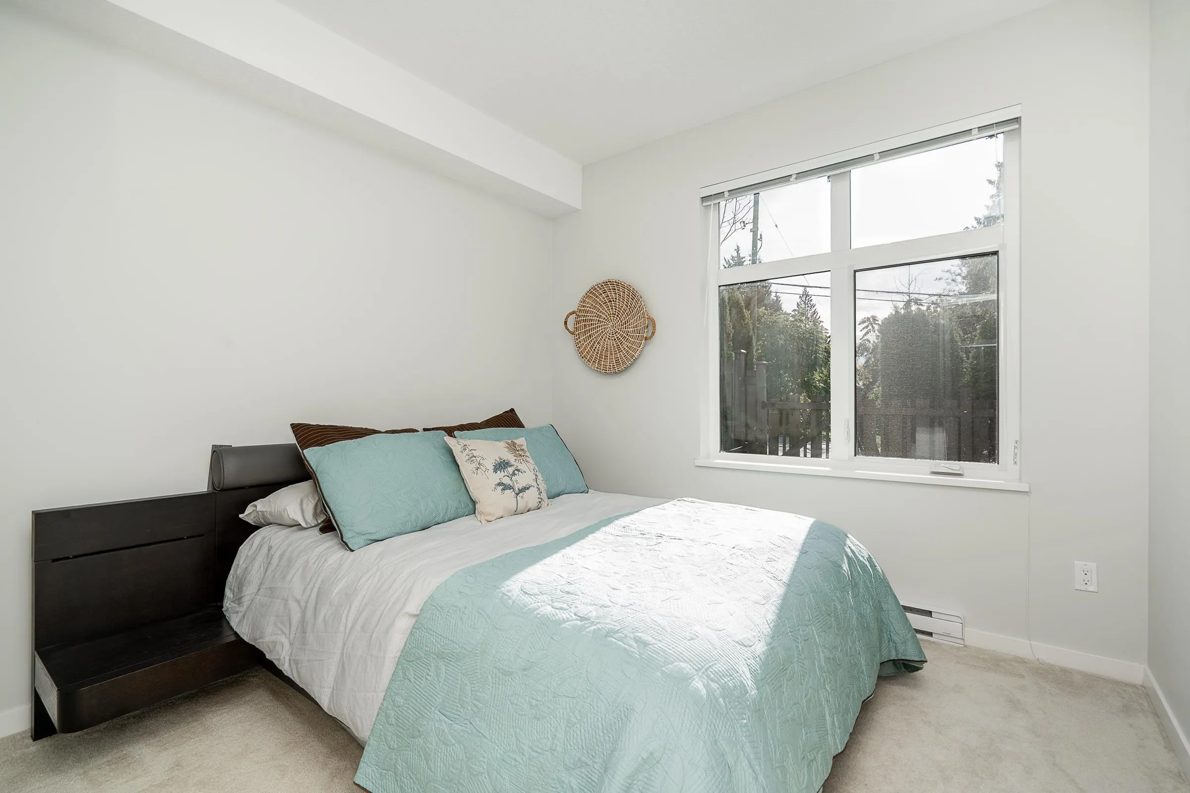 86 1430 Dayton Street