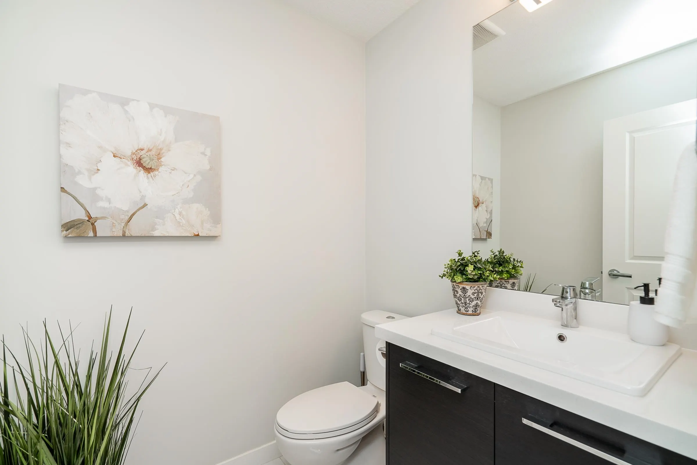 86 1430 Dayton Street