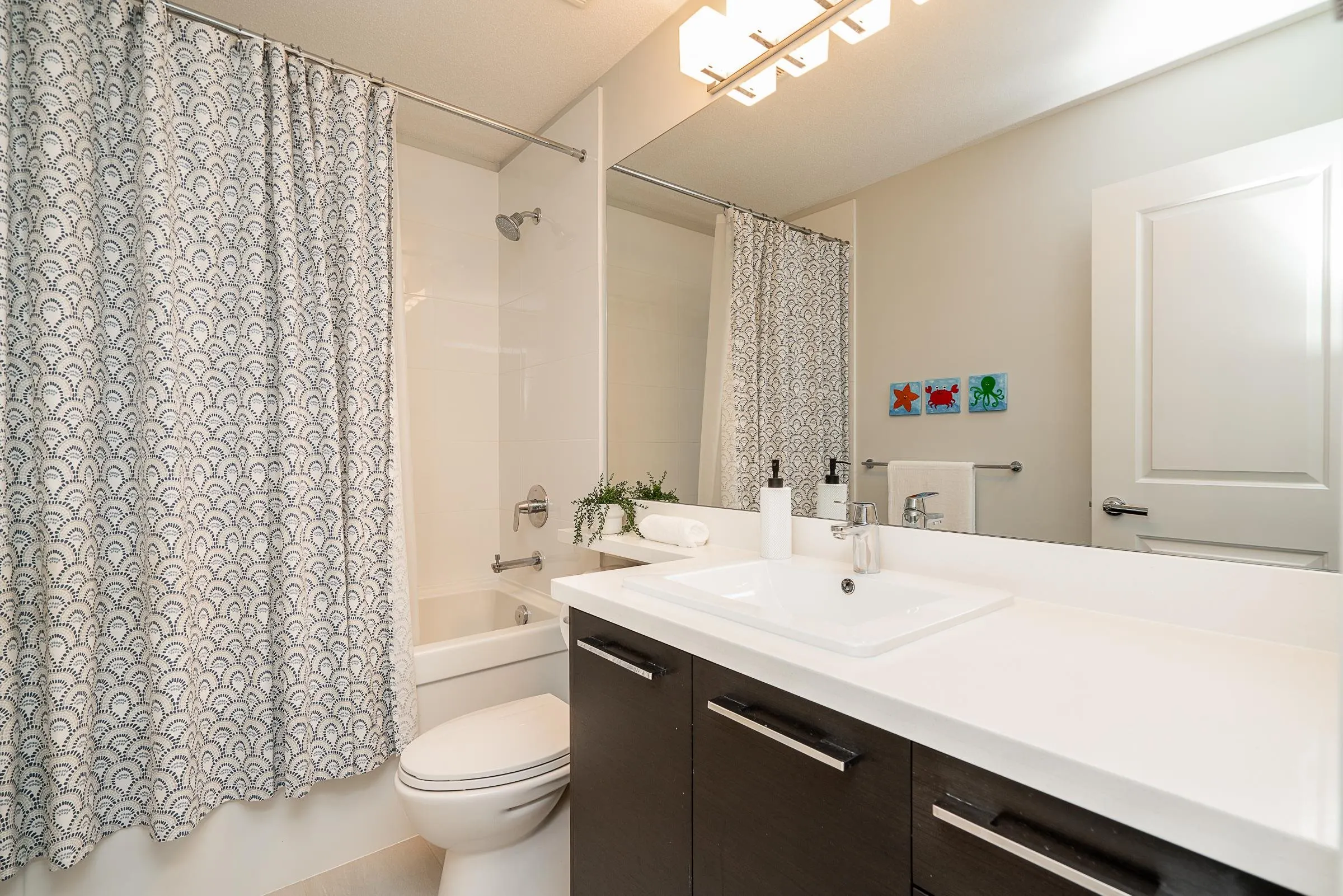 86 1430 Dayton Street