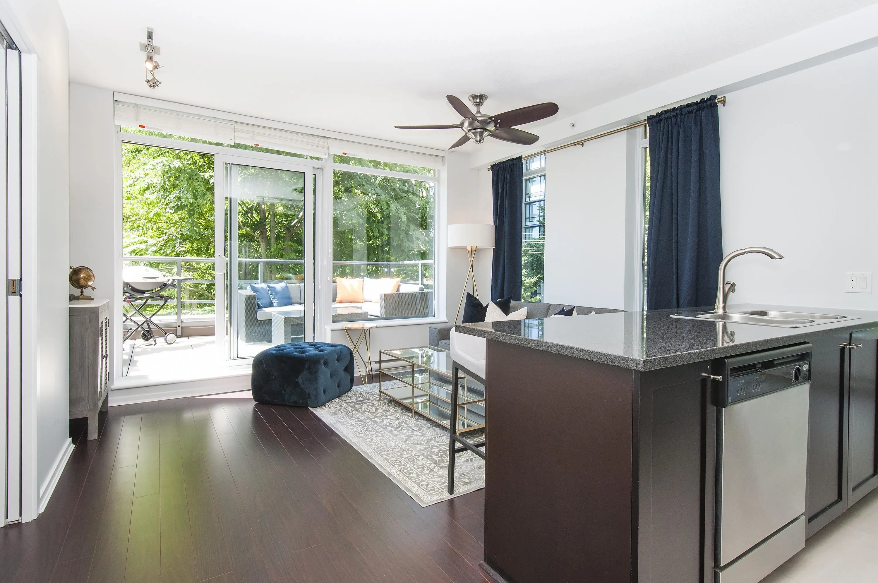 307 1001 Homer Street