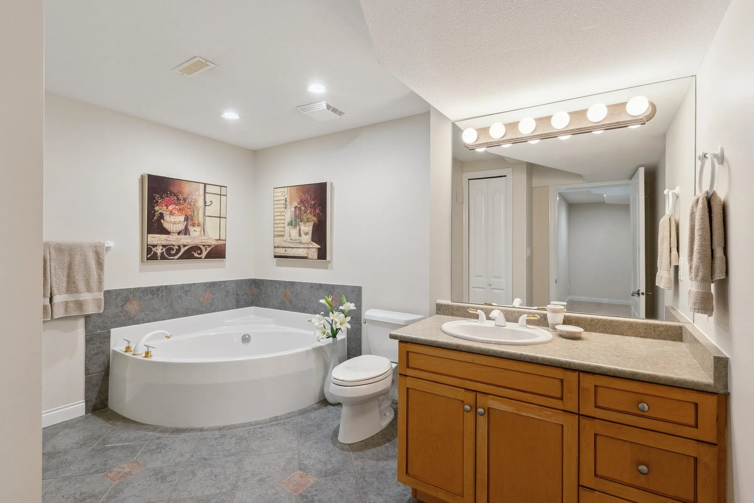 16221 Morgan Creek Crescent