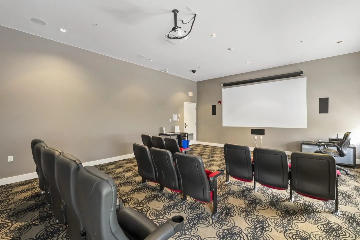 A117 20211 66 Avenue