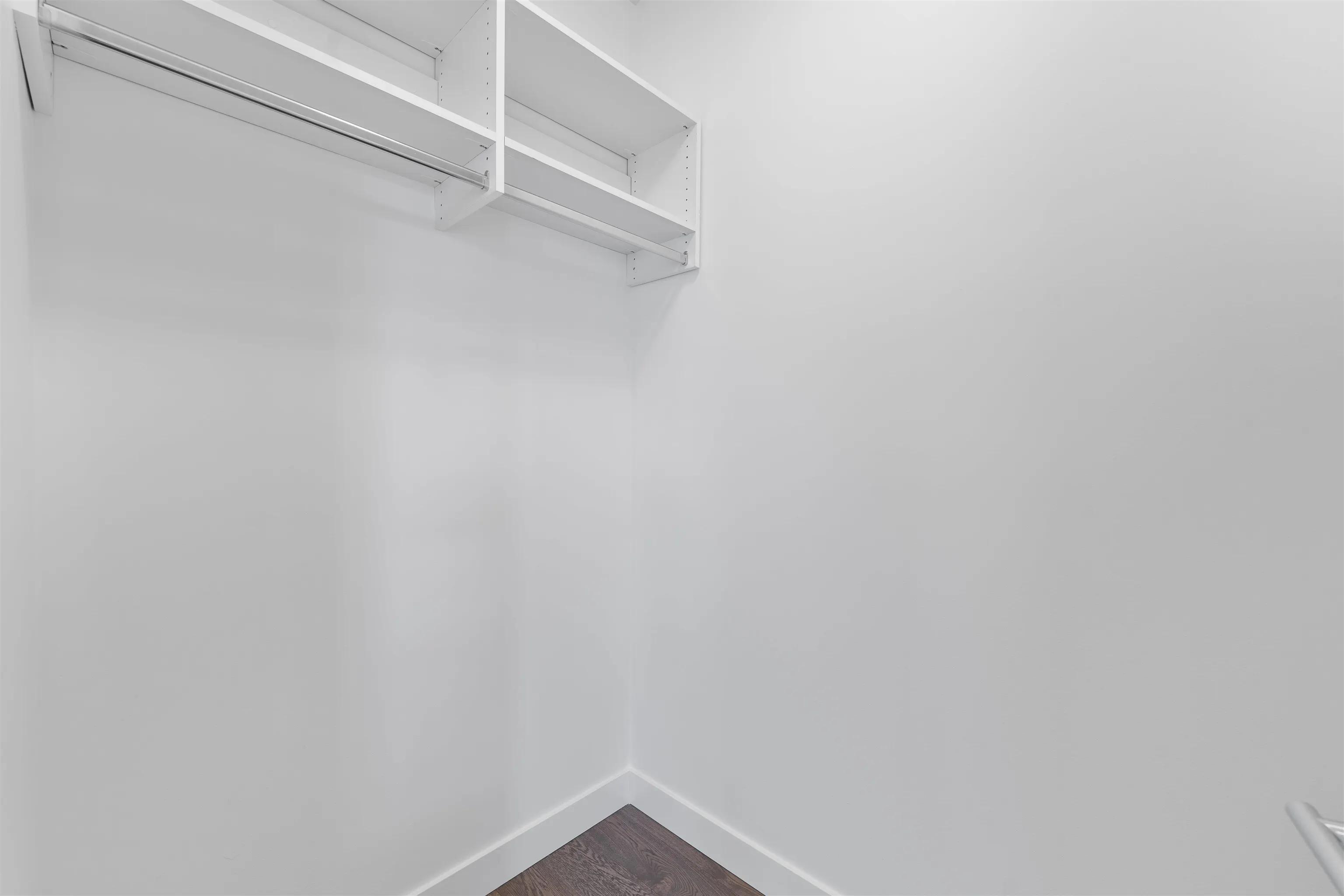 402 5325 West Boulevard