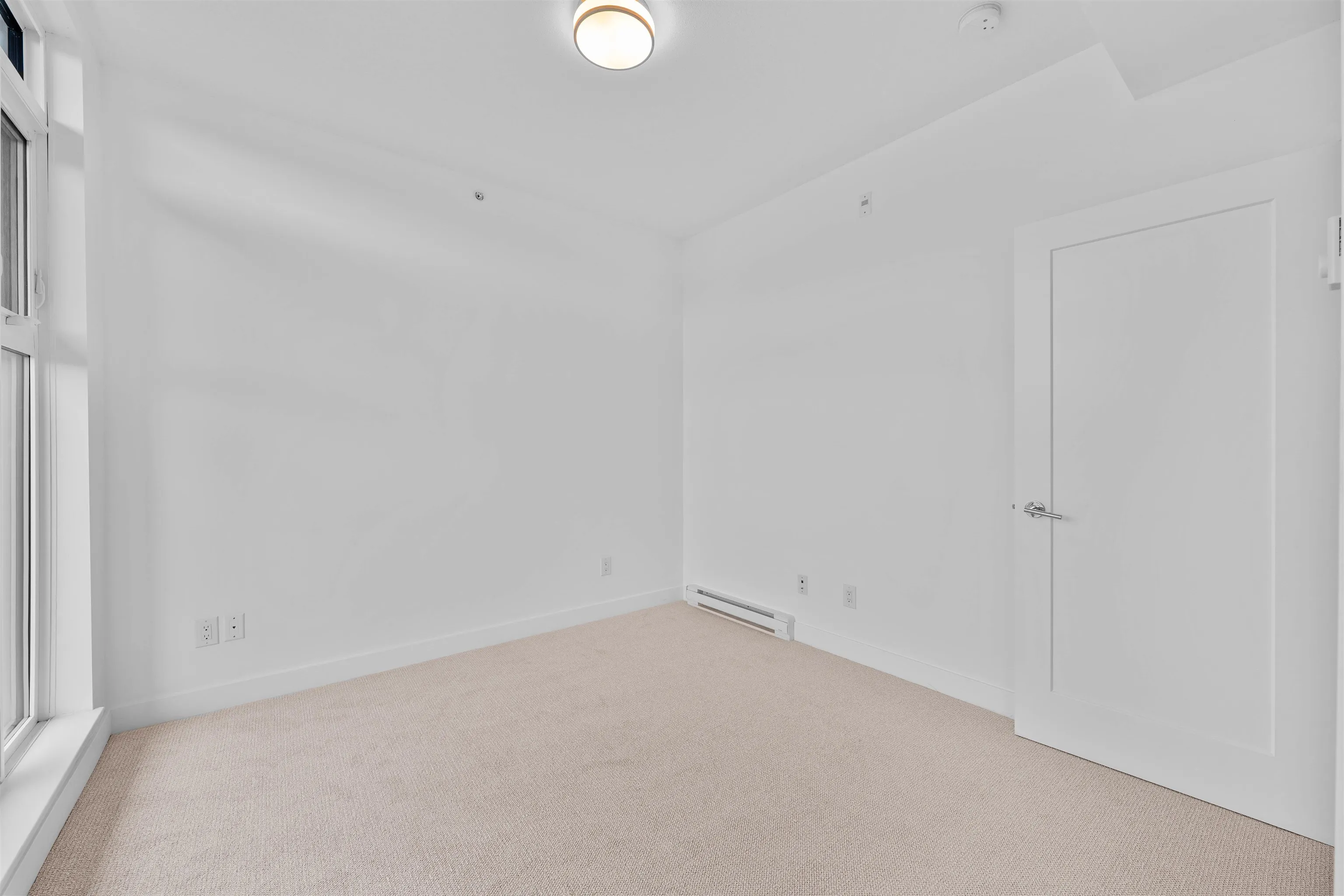 402 5325 West Boulevard