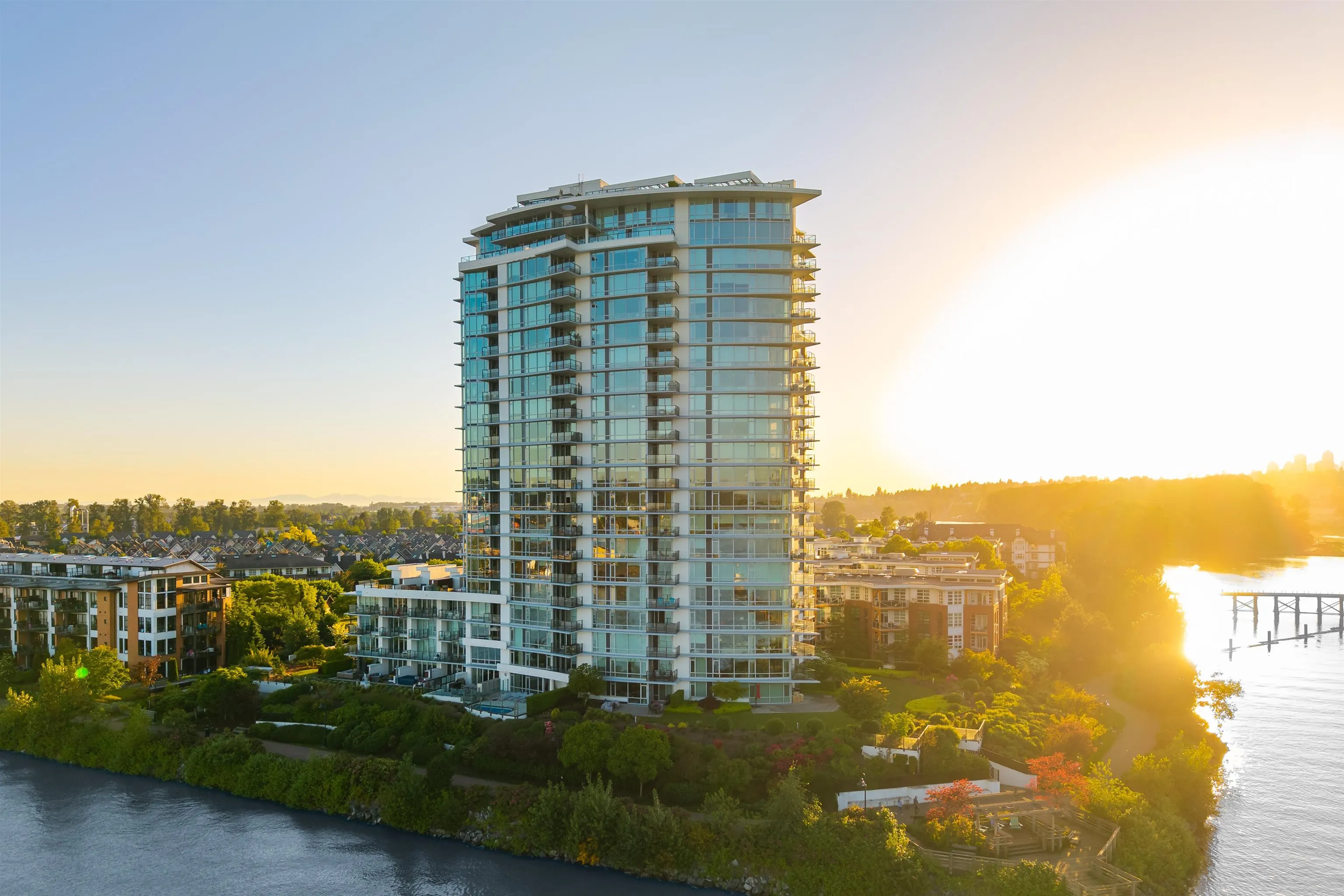 1208 210 Salter Street