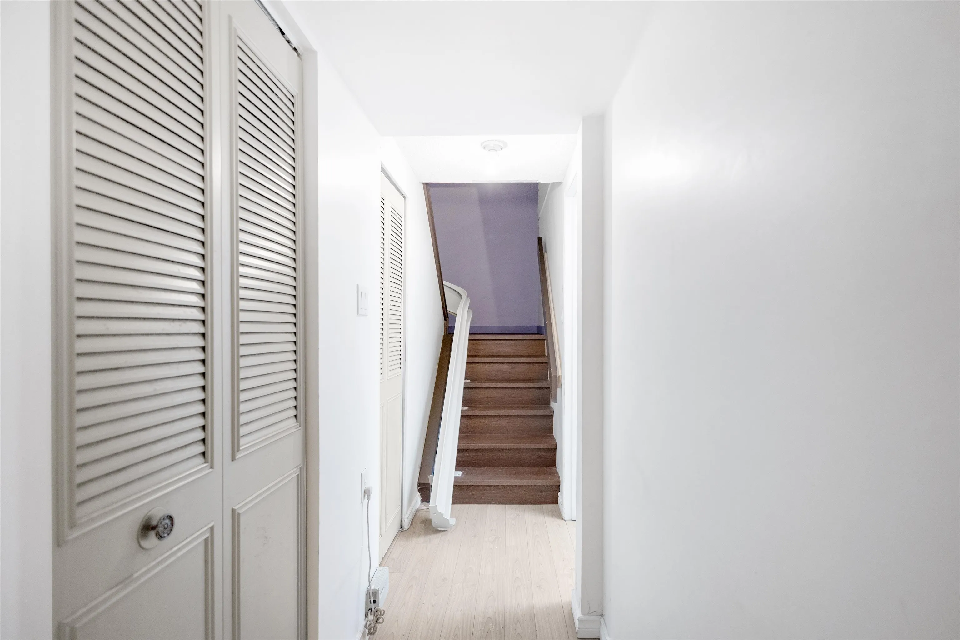 5741 Mayview Crescent