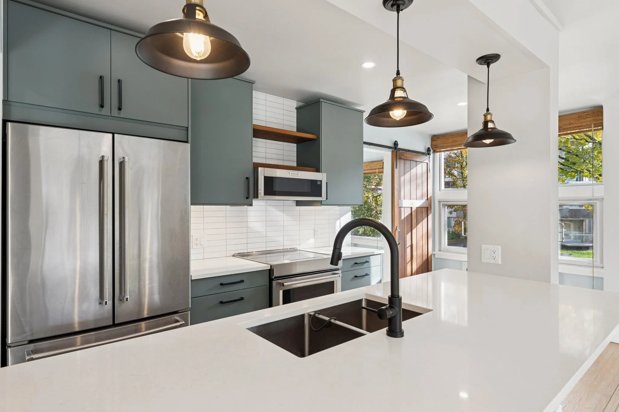 103 2776 Pine Street